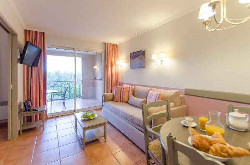 Residence Les Coteaux De Pont-Royal - Maeva Home มัลล์มอร์ ภายนอก รูปภาพ